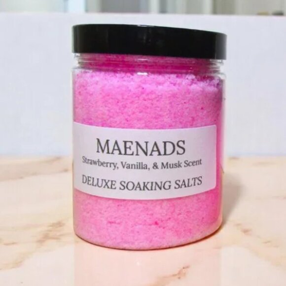 NEW Soaking Bath Salts. Strawberry, Vanilla, & Musk scent. - Picture 4 of 6